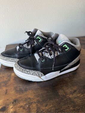 Nike Air Jordan 3 Retro PS Green Glow Black Grey DM0966-031 Kids Size 1Y